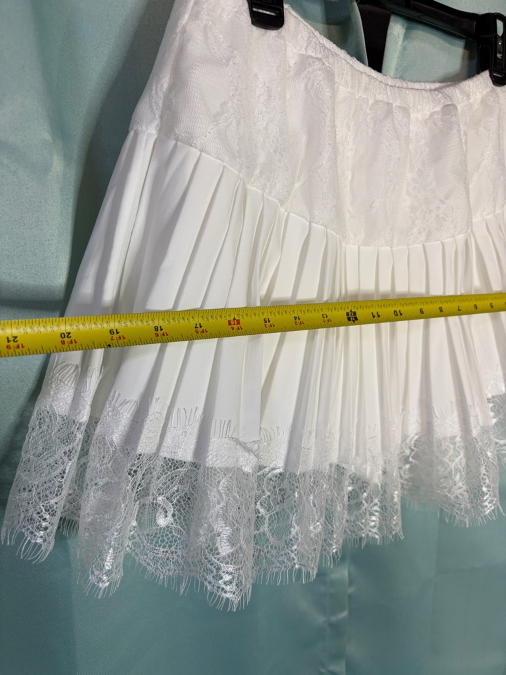 Boho White Pleated Lace/Chiffon Mini Skirt with Built in Shorts versatile piece - Picture 9 of 9